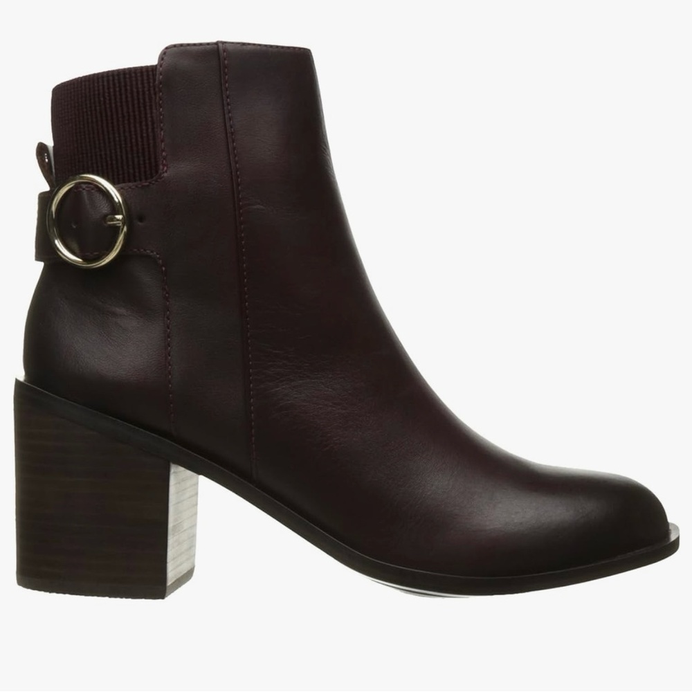 🌿 Black Ankle Boots